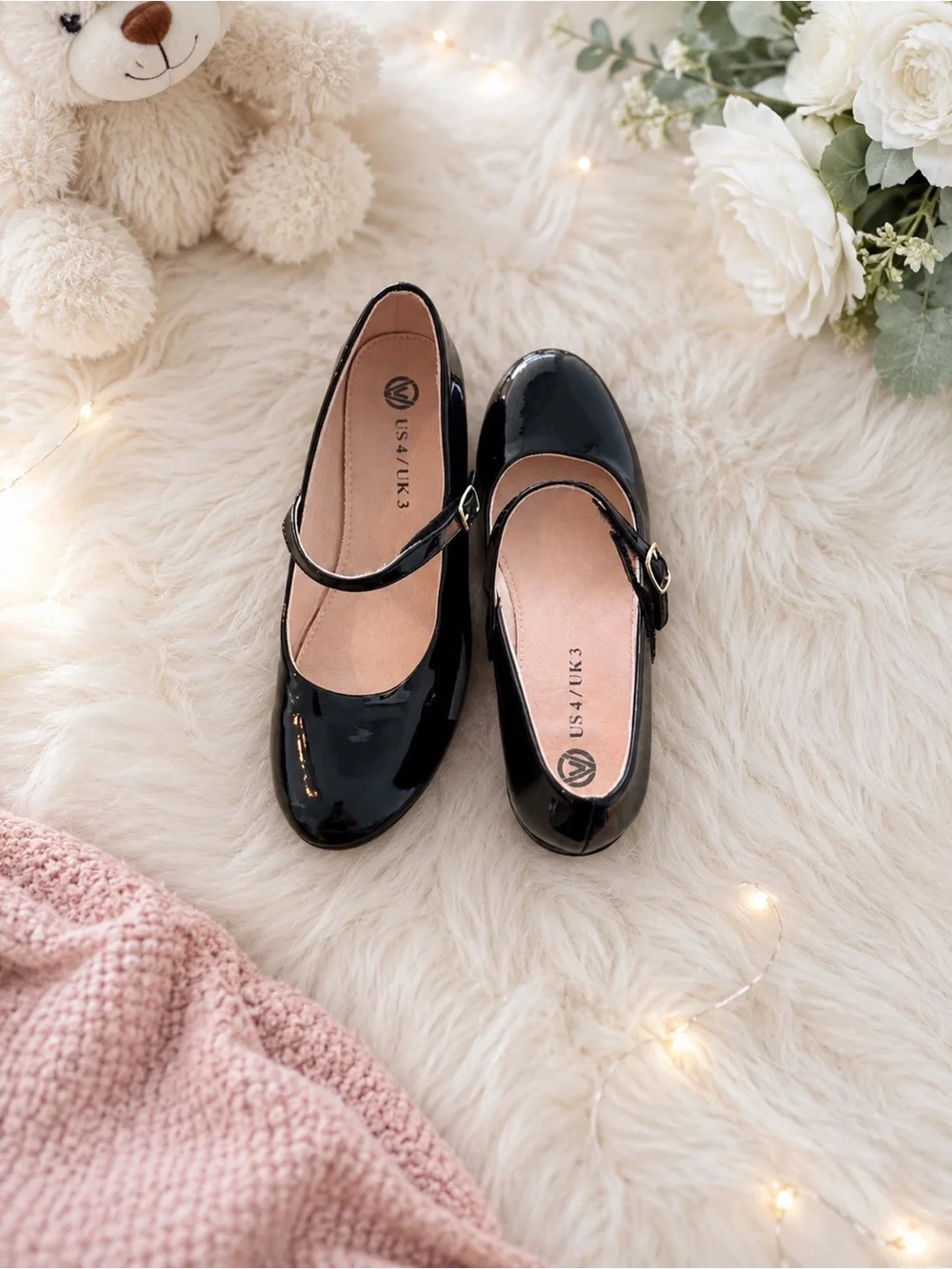 Classic Girls' Black Patent Mary Jane Dress Shoes with Buckle